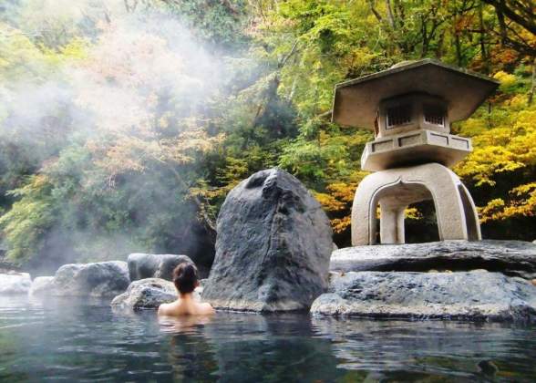 峴港財神山紐倫泰溫泉樂園 Than Tai Hot Springs Park