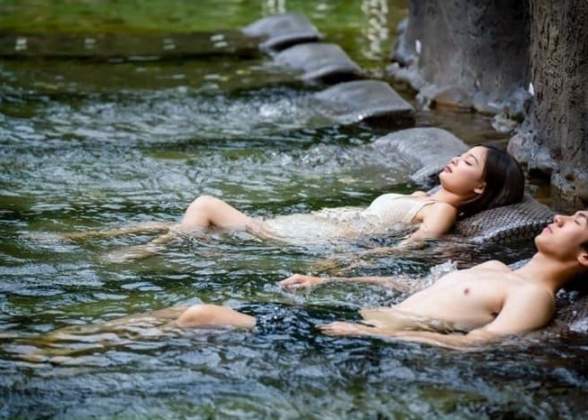 峴港財神山紐倫泰溫泉樂園 Than Tai Hot Springs Park