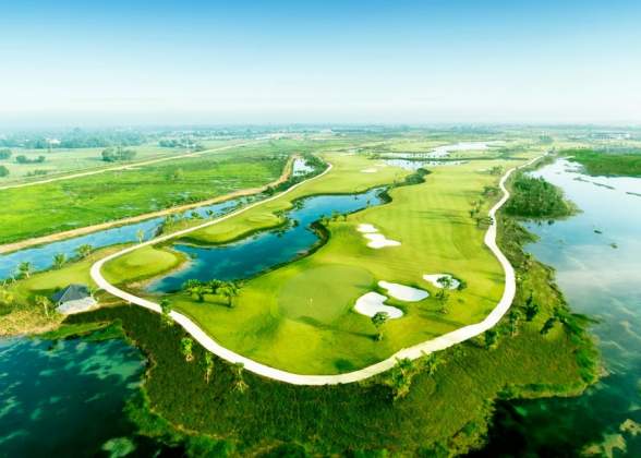 West Lakes Golf & Villas