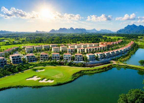 SkyLake Resort & Golf Club