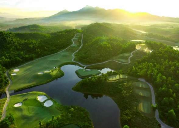 August - October 2026 Promotion Danang Golf Tour 5 Days 3 Rounds with 12 Golfers